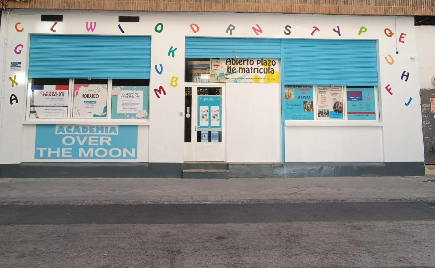 Fachada de Over the Moon